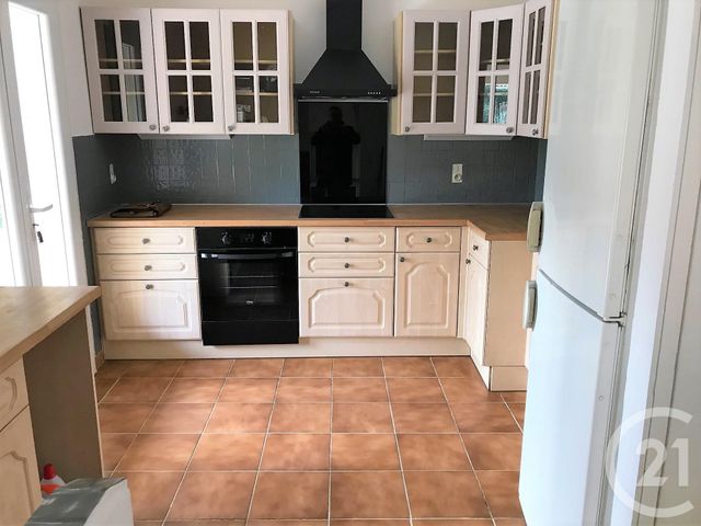 maison à louer - 4 pièces - 99.05 m2 - VILLEVIEILLE - 30 - LANGUEDOC-ROUSSILLON - Century 21 Jcd Immobilier