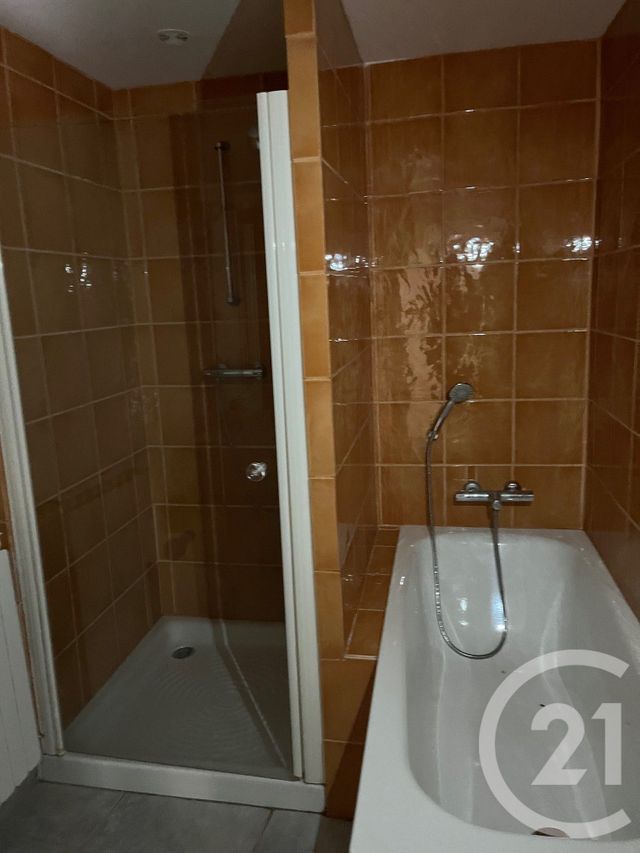 Appartement F3 à louer - 3 pièces - 75.1 m2 - ST HIPPOLYTE DU FORT - 30 - LANGUEDOC-ROUSSILLON - Century 21 Jcd Immobilier