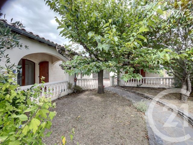maison à louer - 4 pièces - 141.8 m2 - ST CHRISTOL LES ALES - 30 - LANGUEDOC-ROUSSILLON - Century 21 Jcd Immobilier