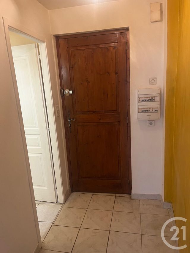 Appartement Studio à louer - 1 pièce - 25.7 m2 - SOMMIERES - 30 - LANGUEDOC-ROUSSILLON - Century 21 Jcd Immobilier