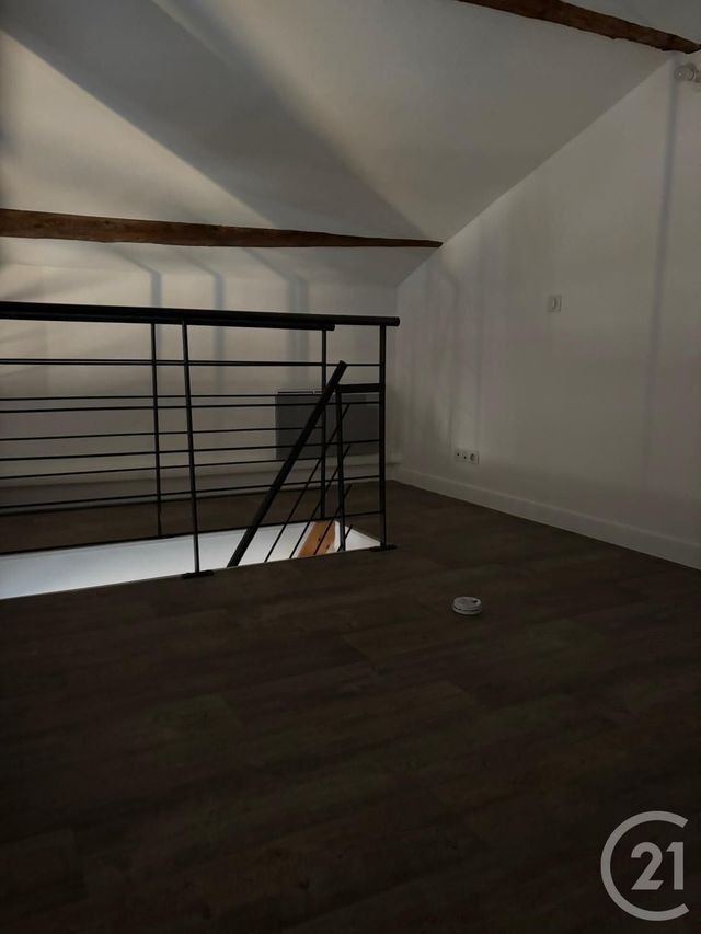 Appartement F2 à louer - 2 pièces - 75.54 m2 - SOMMIERES - 30 - LANGUEDOC-ROUSSILLON - Century 21 Jcd Immobilier