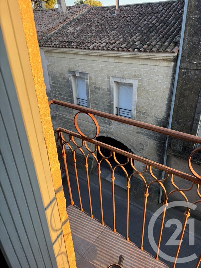 Appartement F2 à louer - 2 pièces - 75.54 m2 - SOMMIERES - 30 - LANGUEDOC-ROUSSILLON - Century 21 Jcd Immobilier