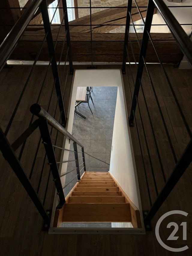 Appartement F2 à louer - 2 pièces - 75.54 m2 - SOMMIERES - 30 - LANGUEDOC-ROUSSILLON - Century 21 Jcd Immobilier
