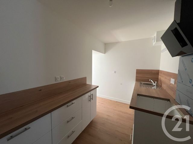 Appartement F3 à louer - 3 pièces - 53.0 m2 - QUISSAC - 30 - LANGUEDOC-ROUSSILLON - Century 21 Jcd Immobilier