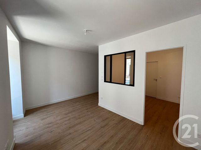 Appartement à louer - 2 pièces - 32.53 m2 - QUISSAC - 30 - LANGUEDOC-ROUSSILLON - Century 21 Jcd Immobilier
