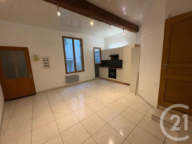 Appartement F2 à louer - 2 pièces - 35.74 m2 - SOMMIERES - 30 - LANGUEDOC-ROUSSILLON - Century 21 Jcd Immobilier