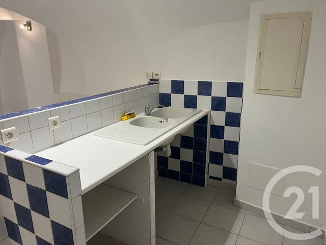 Appartement F1 bis à louer - 2 pièces - 45.0 m2 - QUISSAC - 30 - LANGUEDOC-ROUSSILLON - Century 21 Jcd Immobilier