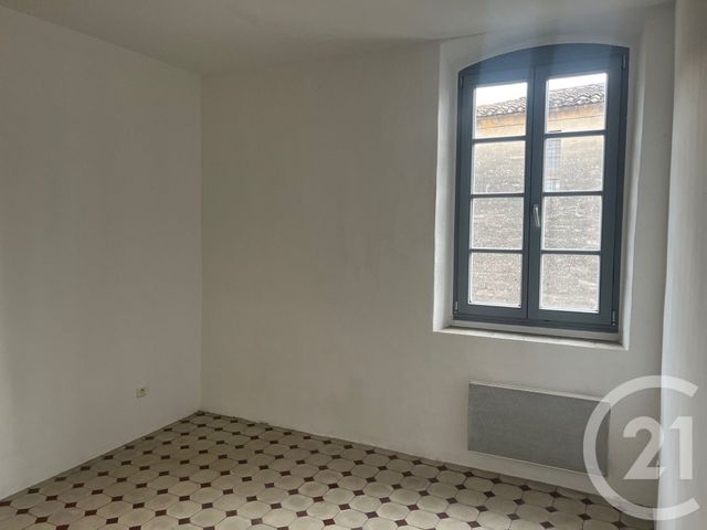 Appartement F3 à louer - 3 pièces - 63.5 m2 - SOMMIERES - 30 - LANGUEDOC-ROUSSILLON - Century 21 Jcd Immobilier